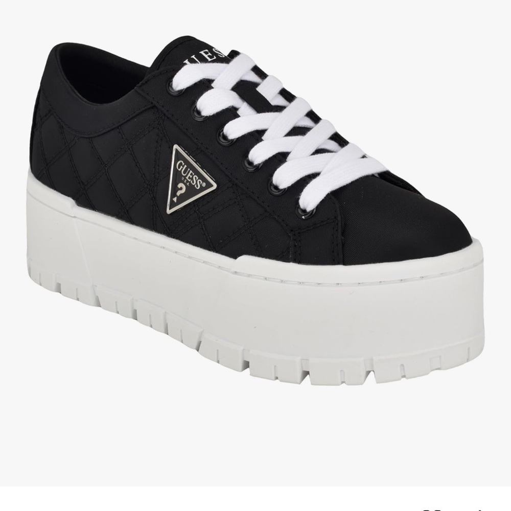 EUC GUESS Black Quilted Tesie Platform Lace-Up Sneaker with White Sole